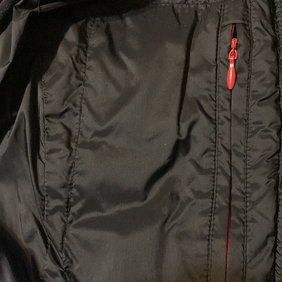 Tommy Hilfiger Puffer Vest - Picture 6 of 7